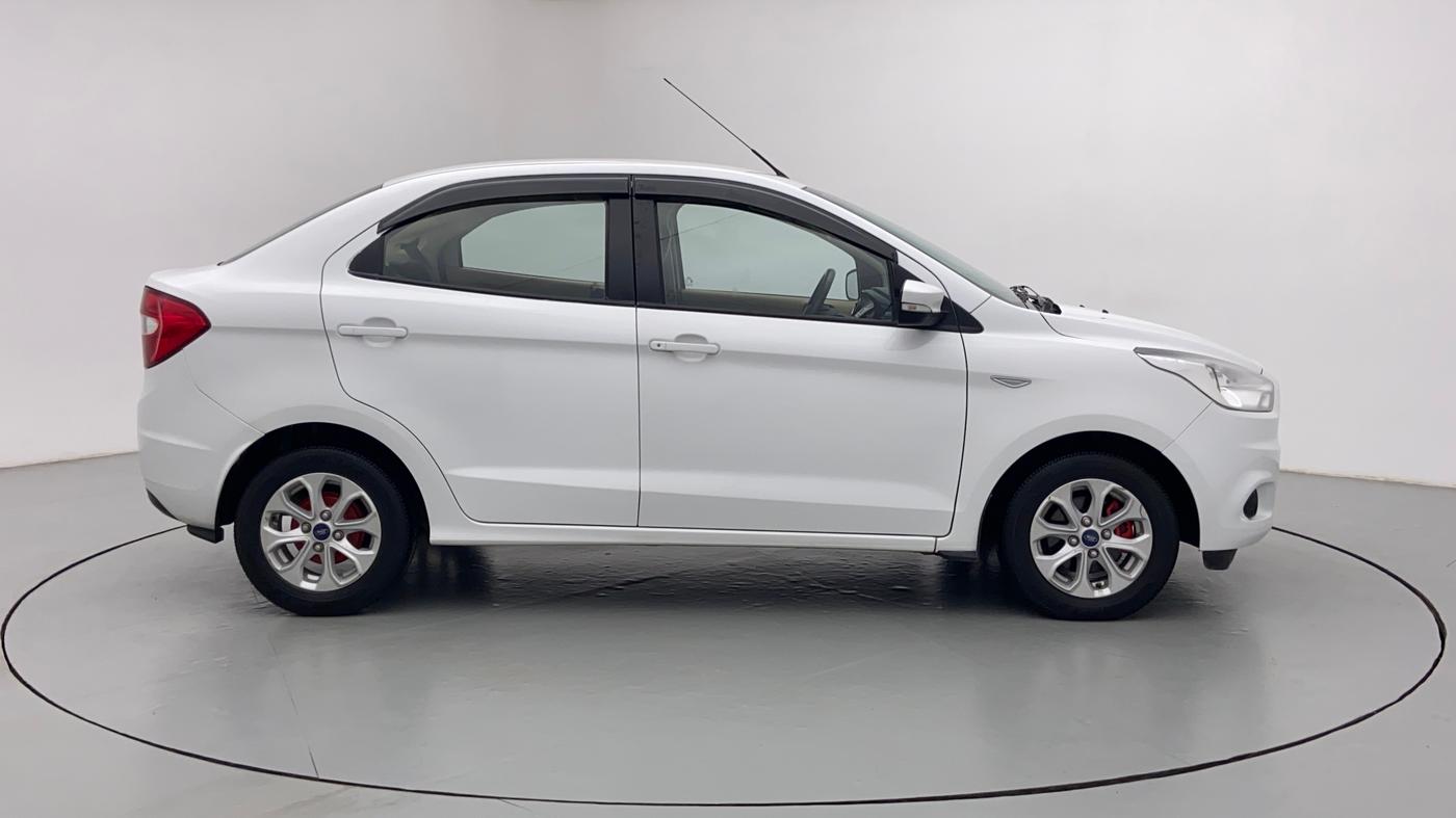 2016 Ford Figo Aspire 1.5 TITANIUM AT PETROL, Petrol, Automatic, 27,024 km, Right Side