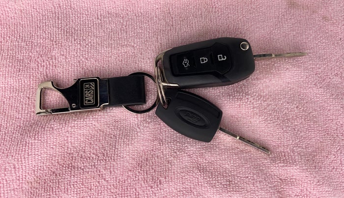 2016 Ford Figo Aspire 1.5 TITANIUM AT PETROL, Petrol, Automatic, 27,024 km, Key Close Up