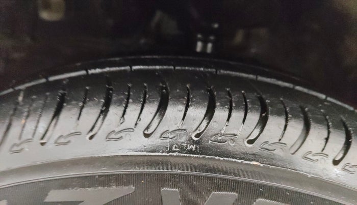 2018 Maruti Celerio VXI AMT, Petrol, Automatic, 57,249 km, Left Front Tyre Tread