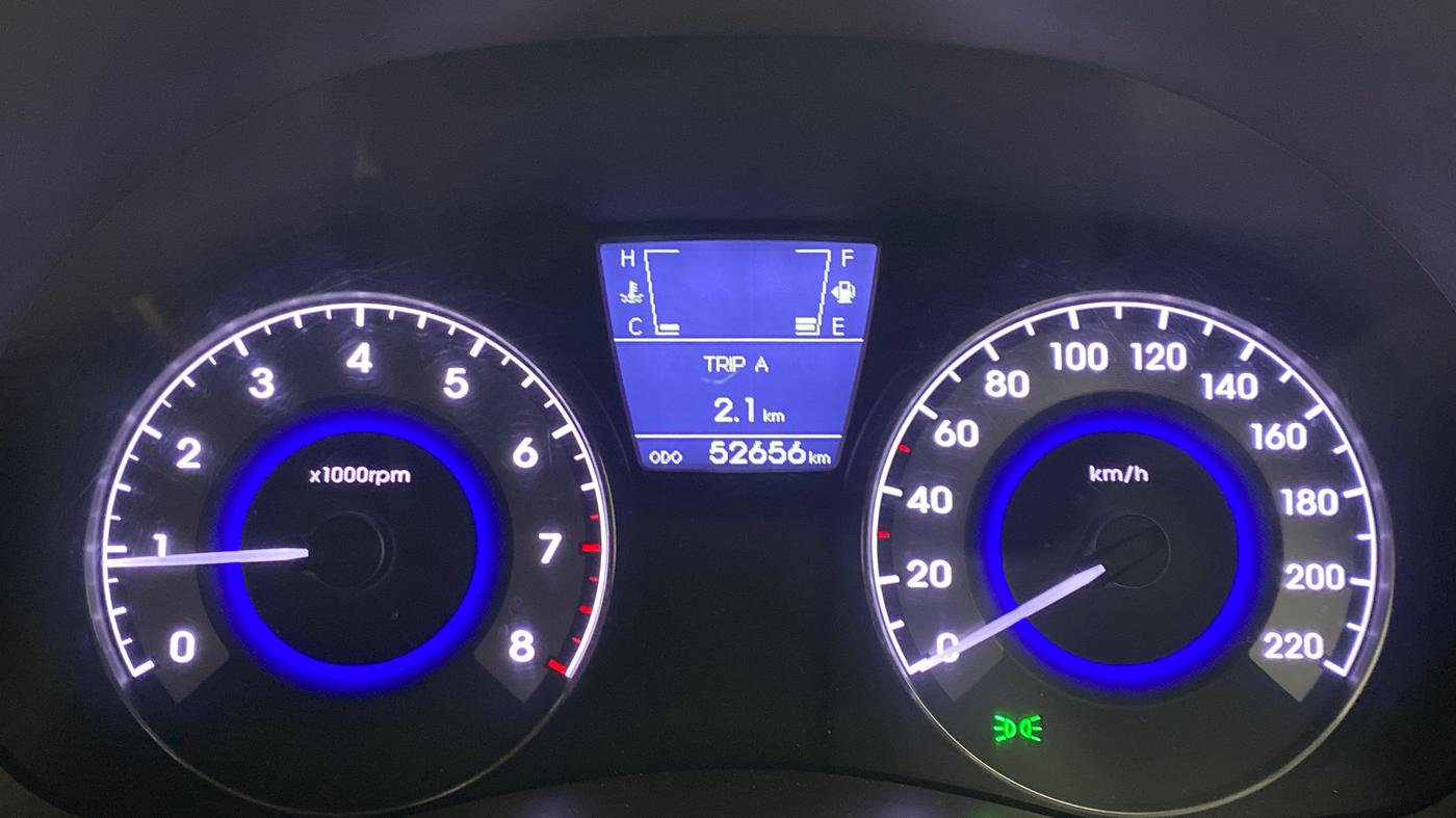 2013 Hyundai Verna FLUIDIC 1.6 SX VTVT, Petrol, Manual, 52,704 km, Odometer Image