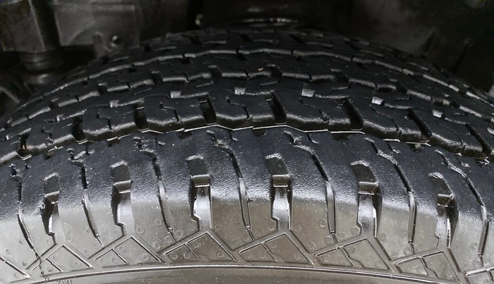 2021 Mahindra Thar LX PETROL AT 4WD, Petrol, Automatic, 9,761 km, Left Front Tyre Tread