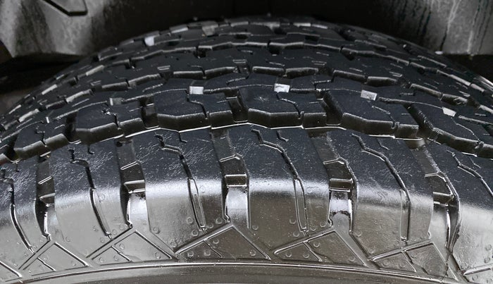 2021 Mahindra Thar LX PETROL AT 4WD, Petrol, Automatic, 9,761 km, Left Rear Tyre Tread
