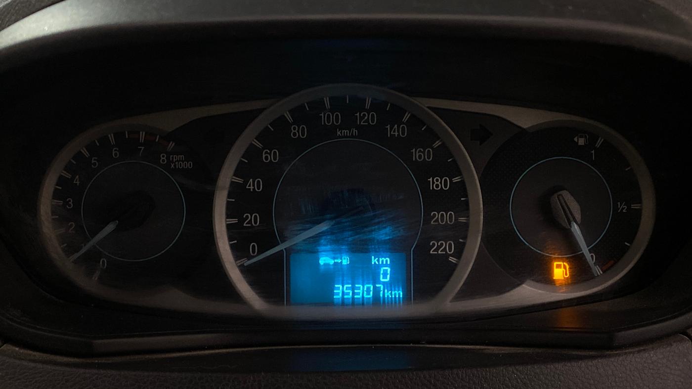 2015 Ford New Figo TREND 1.2 PETROL, Petrol, Manual, 35,120 km, Odometer Image