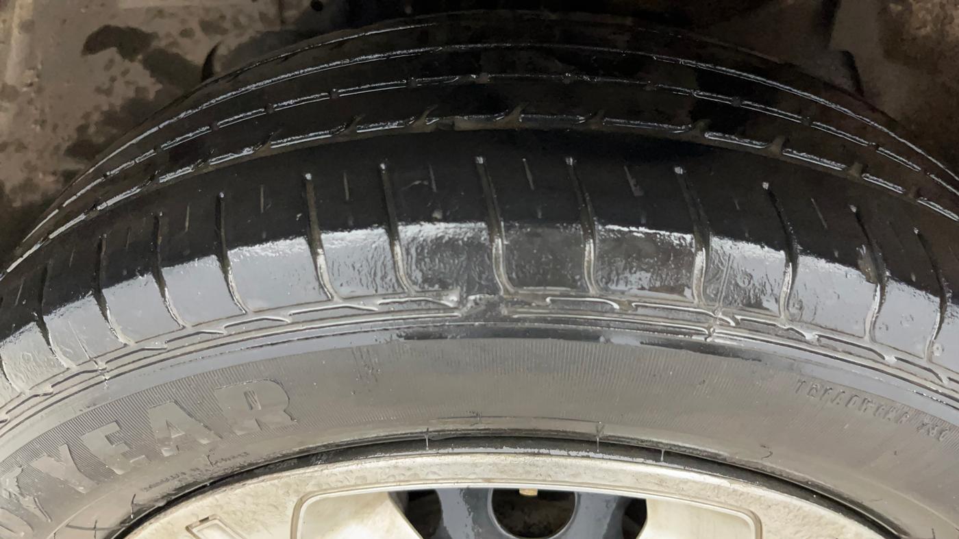 2019 Tata NEXON XM PETROL, Petrol, Manual, 75,245 km, Left Front Tyre Tread