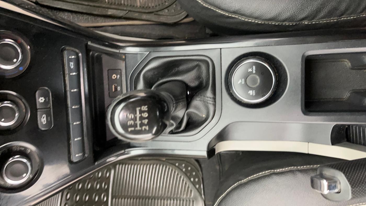 2019 Tata NEXON XM PETROL, Petrol, Manual, 75,245 km, Gear Lever