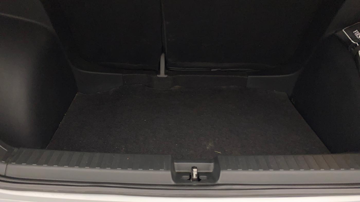 2022 Volkswagen TAIGUN HIGHLINE 1.0 TSI MT, Petrol, Manual, 69,706 km, Boot Inside