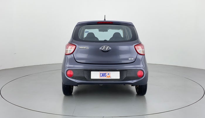 2017 Hyundai Grand i10 MAGNA 1.2 VTVT, Petrol, Manual, 49,208 km, Back/Rear