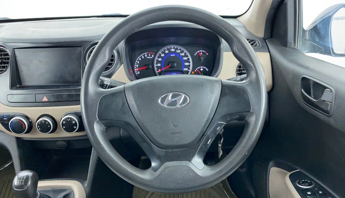 2017 Hyundai Grand i10 MAGNA 1.2 VTVT, Petrol, Manual, 49,208 km, Steering Wheel Close Up