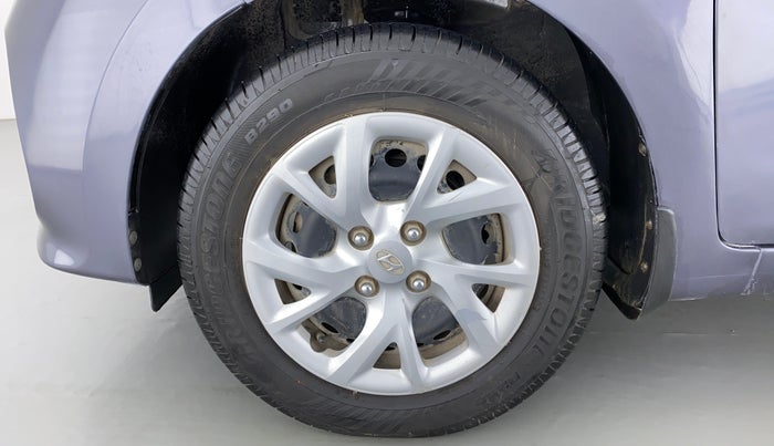 2017 Hyundai Grand i10 MAGNA 1.2 VTVT, Petrol, Manual, 49,208 km, Left Front Wheel