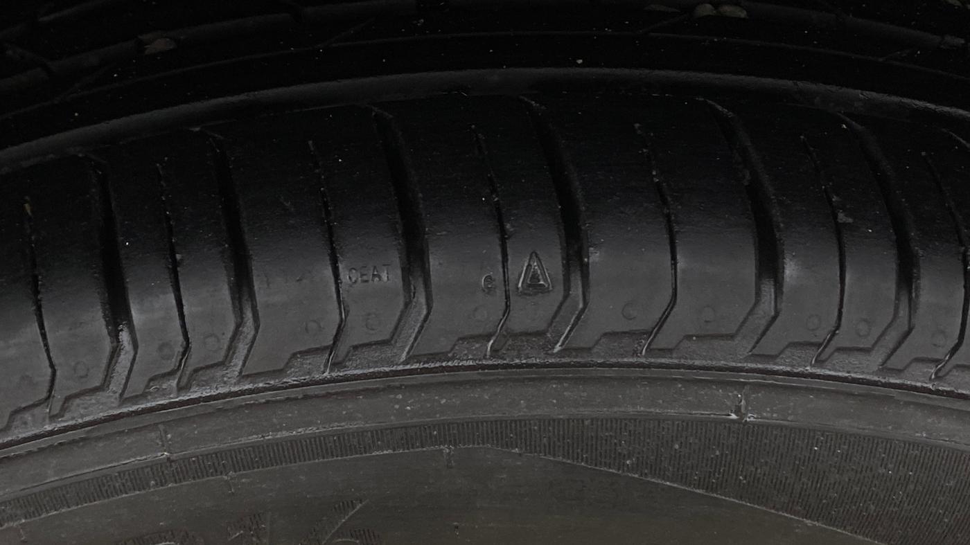2017 Hyundai i20 Active 1.2 SX, Petrol, Manual, 1,39,100 km, Left Rear Tyre Tread
