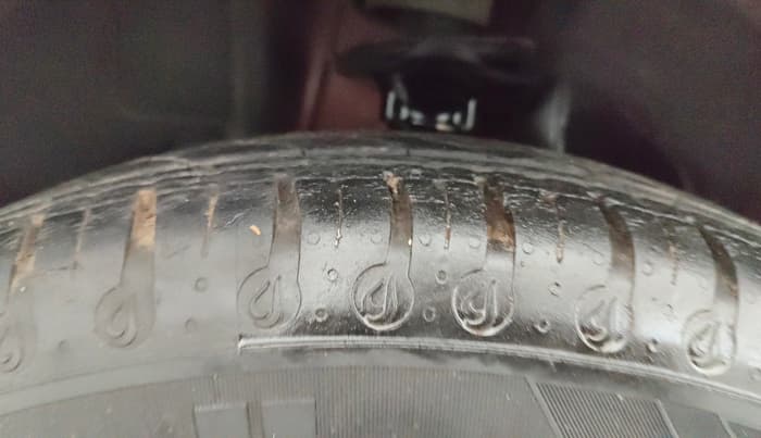 2020 Renault Kwid RXT 1.0 (O), Petrol, Manual, 16,291 km, Left Front Tyre Tread