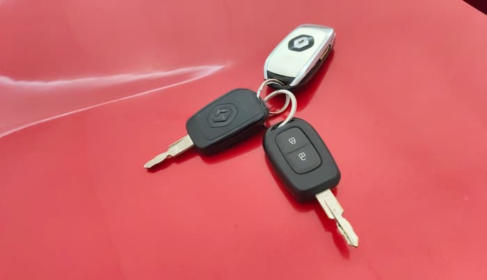 2020 Renault Kwid RXT 1.0 (O), Petrol, Manual, 16,291 km, Key Close Up