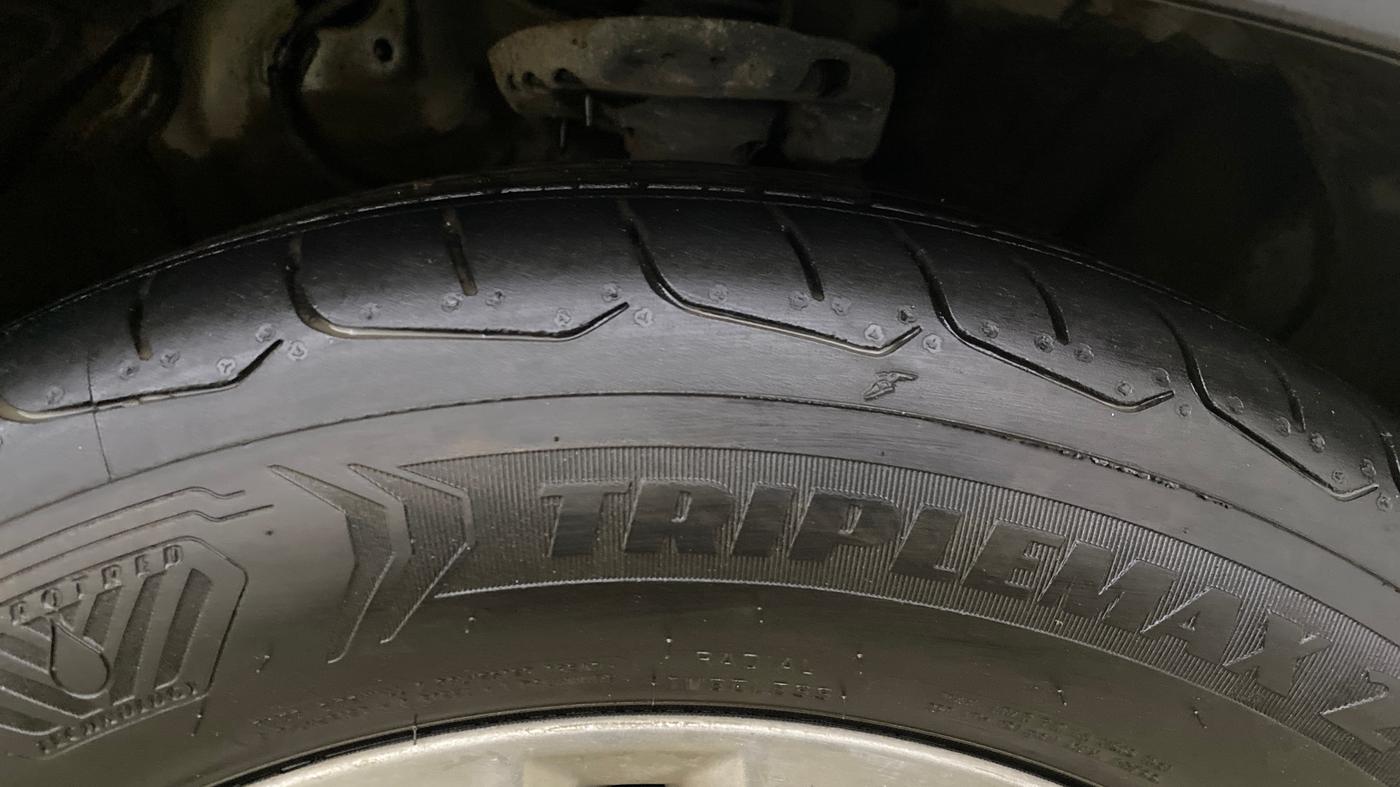 2019 KIA SELTOS HTX 1.5 PETROL, Petrol, Manual, 1,03,374 km, Right Front Tyre Tread