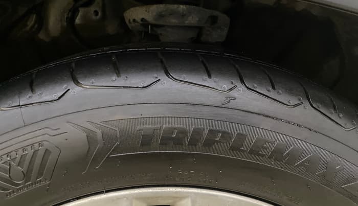2019 KIA SELTOS HTX 1.5 PETROL, Petrol, Manual, 1,03,568 km, Right Front Tyre Tread