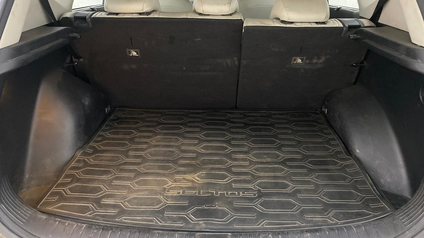 2019 KIA SELTOS HTX 1.5 PETROL, Petrol, Manual, 1,03,374 km, Boot Inside