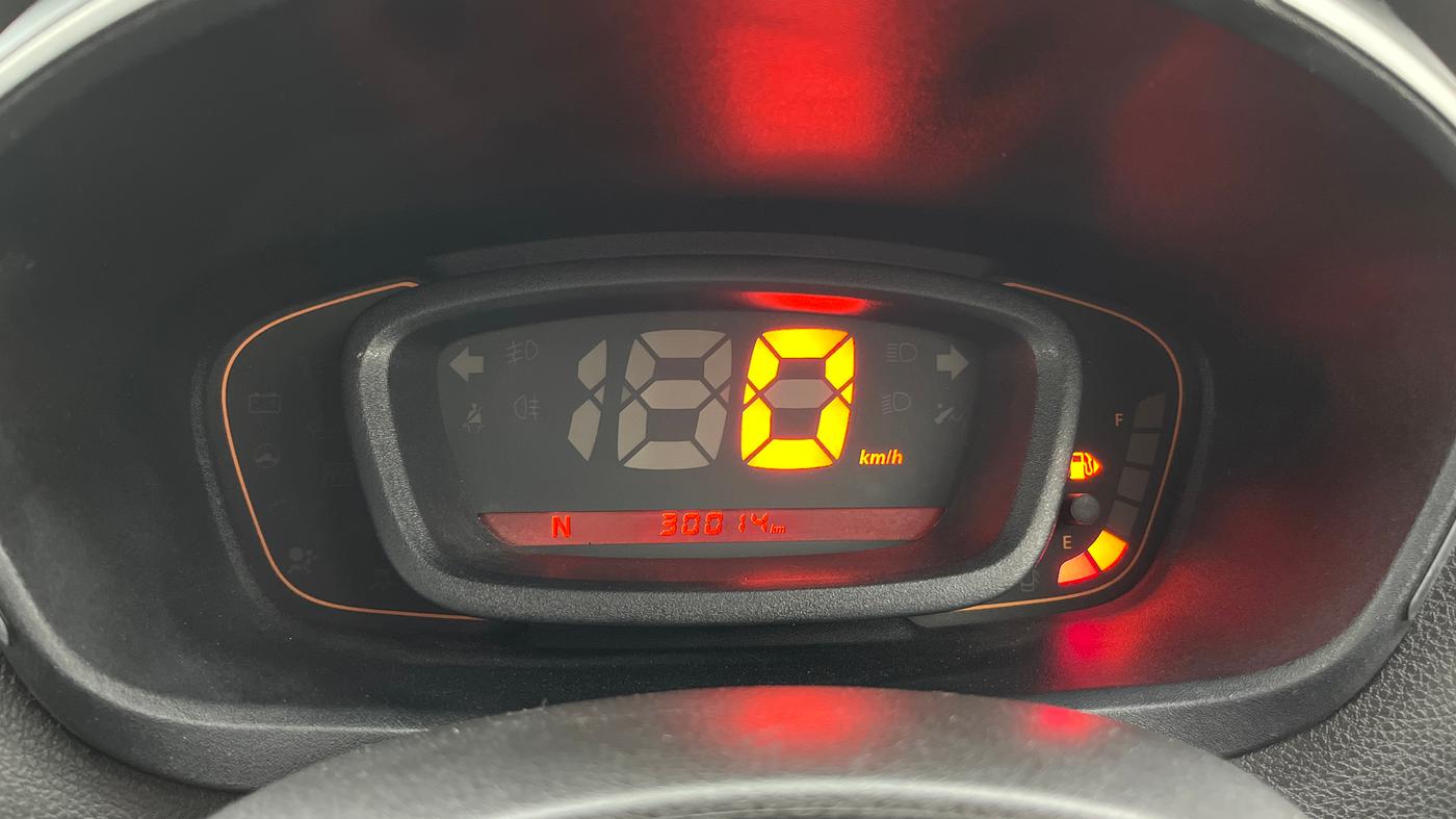 2017 Renault Kwid CLIMBER 1.0 AMT, Petrol, Automatic, 30,014 km, Odometer Image
