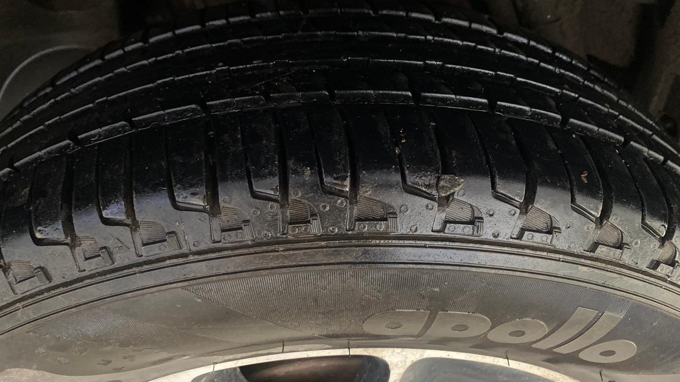 2018 Renault Duster 110 PS RXS 4X2 AMT DIESEL, Diesel, Automatic, 55,750 km, Right Rear Tyre Tread