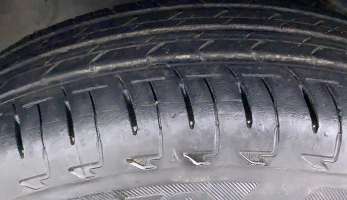 2021 Maruti IGNIS SIGMA 1.2, Petrol, Manual, 7,650 km, Left Front Tyre Tread