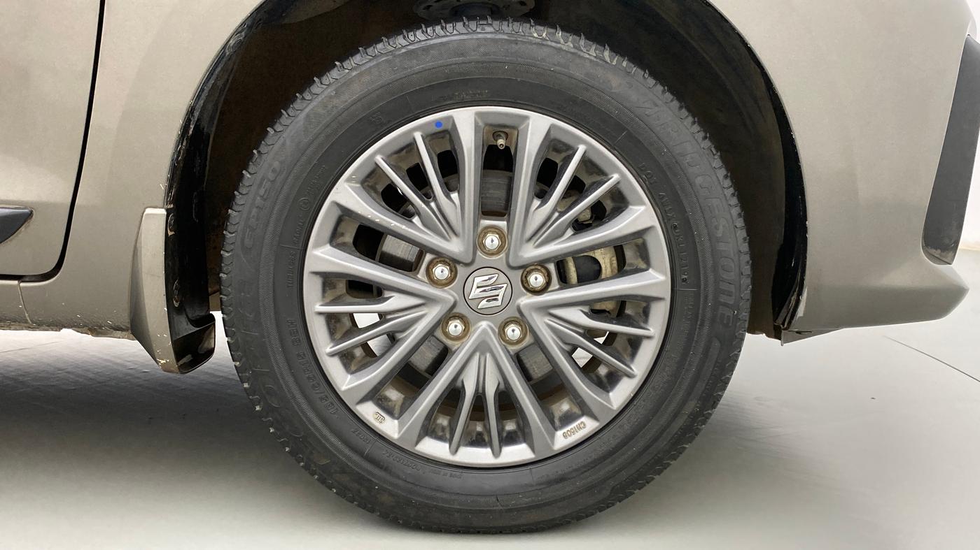 2019 Maruti Ertiga ZXI SMART HYBRID AT, Petrol, Automatic, 34,752 km, Right Front Wheel