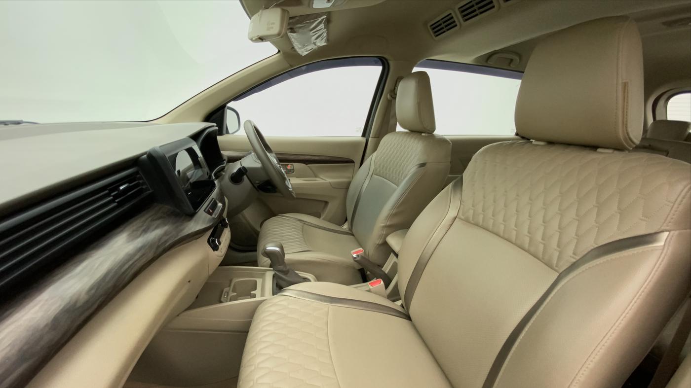2019 Maruti Ertiga ZXI SMART HYBRID AT, Petrol, Automatic, 34,752 km, Right Side Front Door Cabin