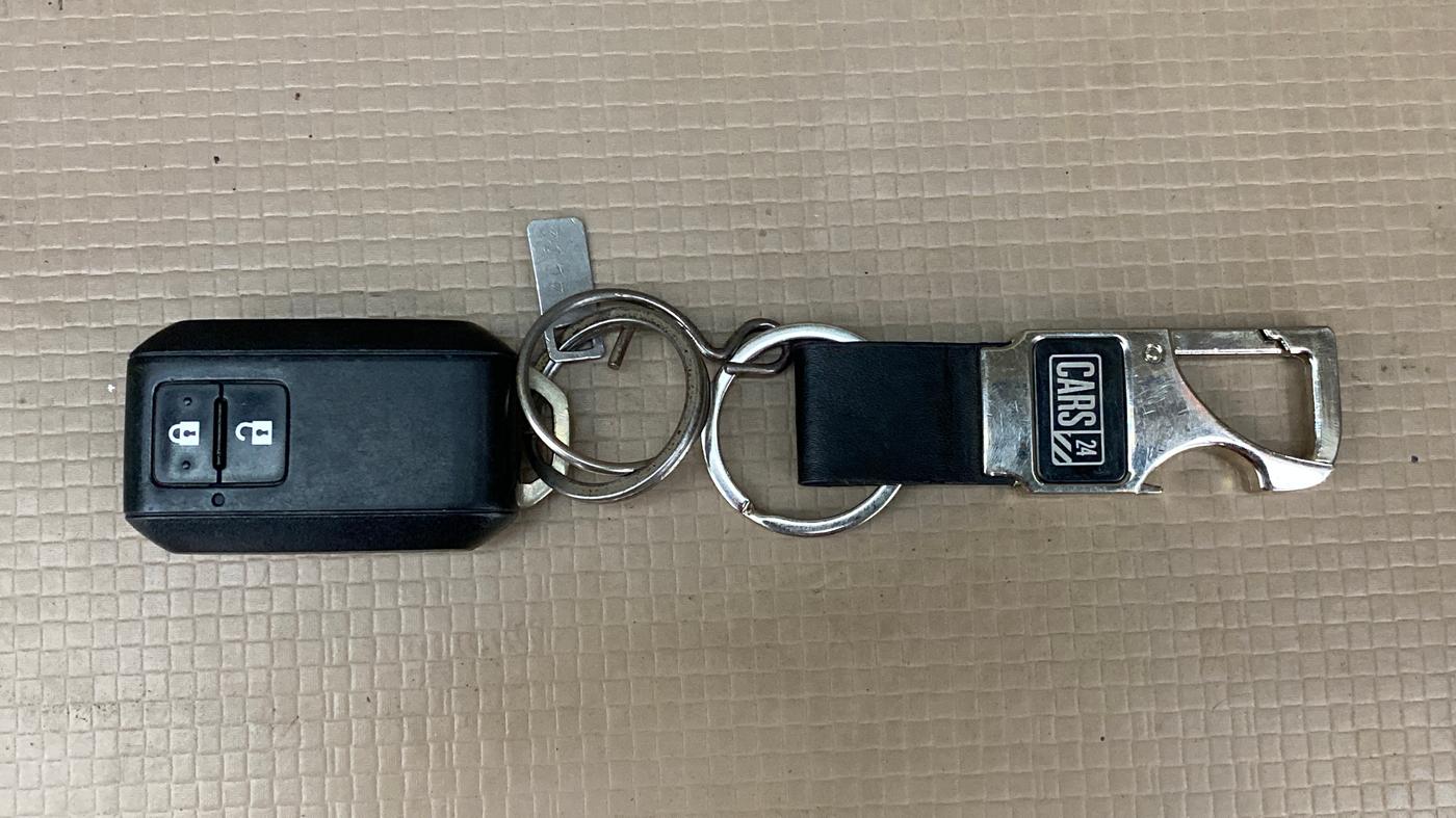 2019 Maruti Ertiga ZXI SMART HYBRID AT, Petrol, Automatic, 34,752 km, Key Close Up