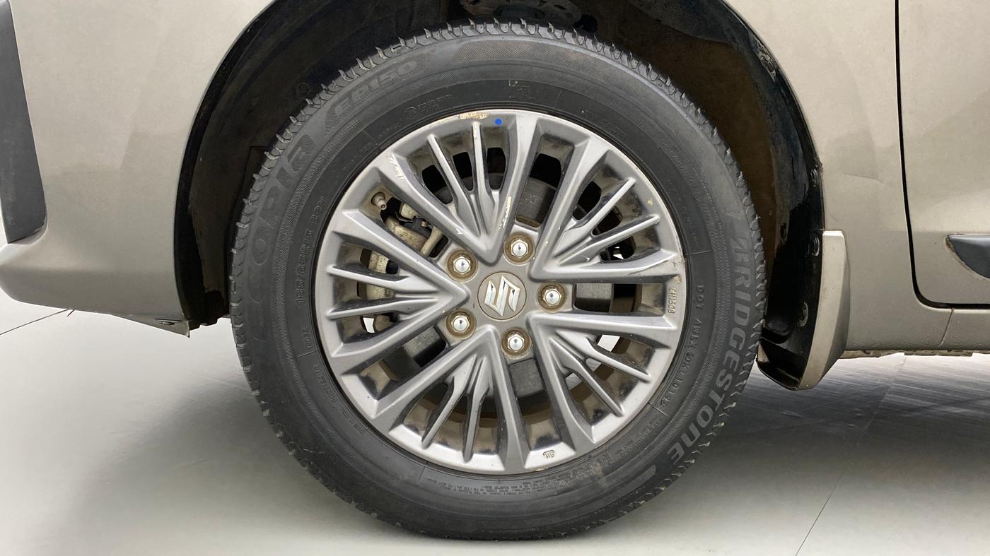 2019 Maruti Ertiga ZXI SMART HYBRID AT, Petrol, Automatic, 34,752 km, Left Front Wheel