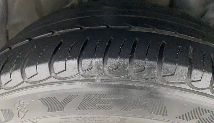 2021 Ford Ecosport TITANIUM + SE 1.5L DIESEL, Diesel, Manual, 38,900 km, Right Front Tyre Tread