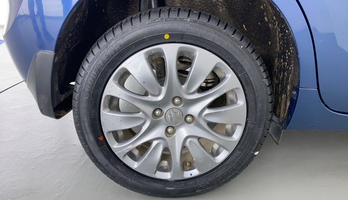 2017 Maruti Baleno ZETA PETROL 1.2, Petrol, Manual, 67,424 km, Right Rear Wheel