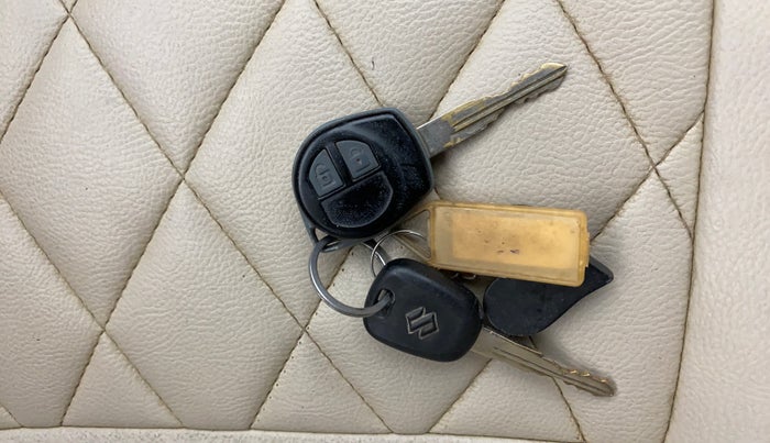 2013 Maruti Ertiga ZDI, Diesel, Manual, 1,21,628 km, Key Close Up