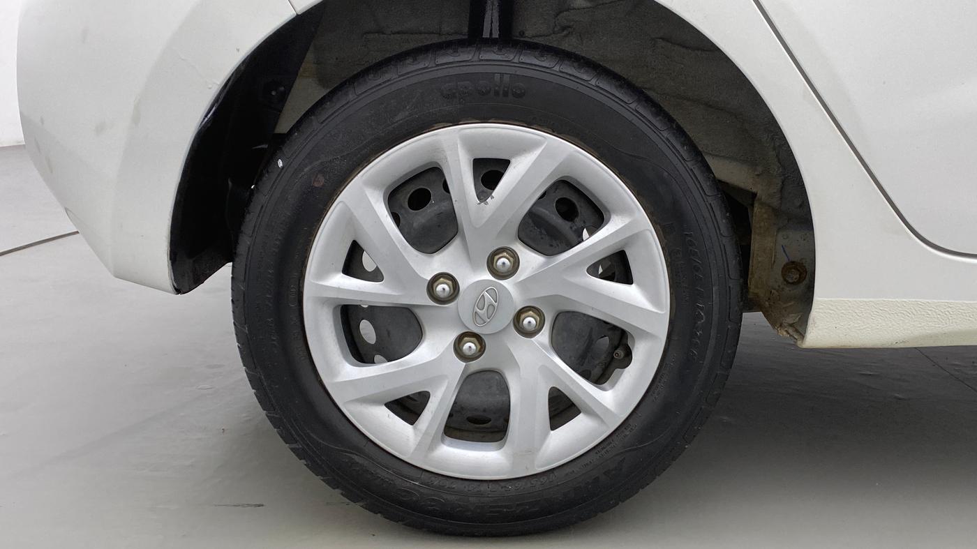 2018 Hyundai Grand i10 MAGNA AT 1.2 KAPPA VTVT, Petrol, Automatic, 37,383 km, Right Rear Wheel