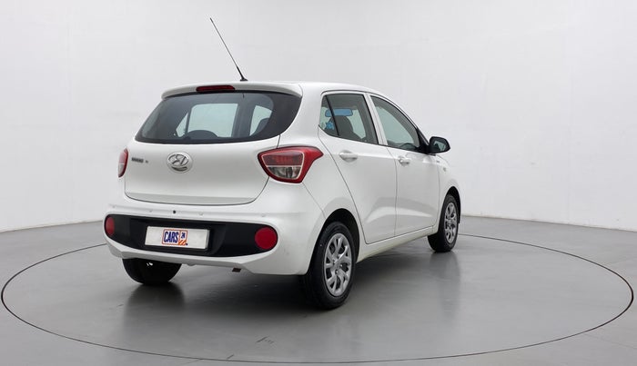 2018 Hyundai Grand i10 MAGNA AT 1.2 KAPPA VTVT, Petrol, Automatic, 37,383 km, Right Back Diagonal