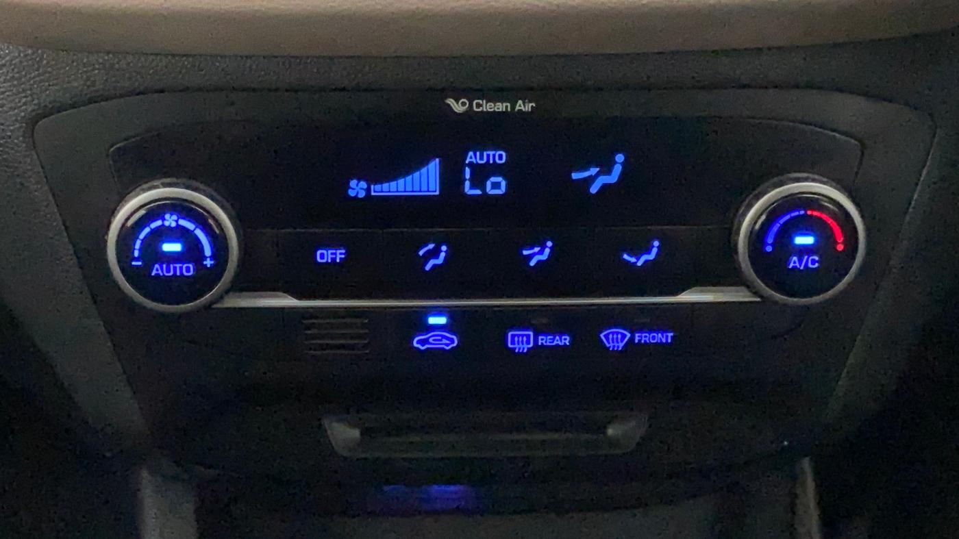 2017 Hyundai Elite i20 ASTA 1.2, Petrol, Manual, 38,701 km, Automatic Climate Control