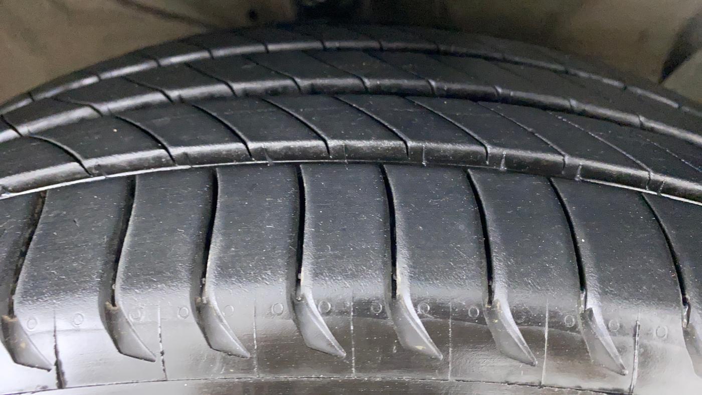 2018 Hyundai Creta 1.6 SX AT CRDI, Diesel, Automatic, 58,057 km, Right Front Tyre Tread