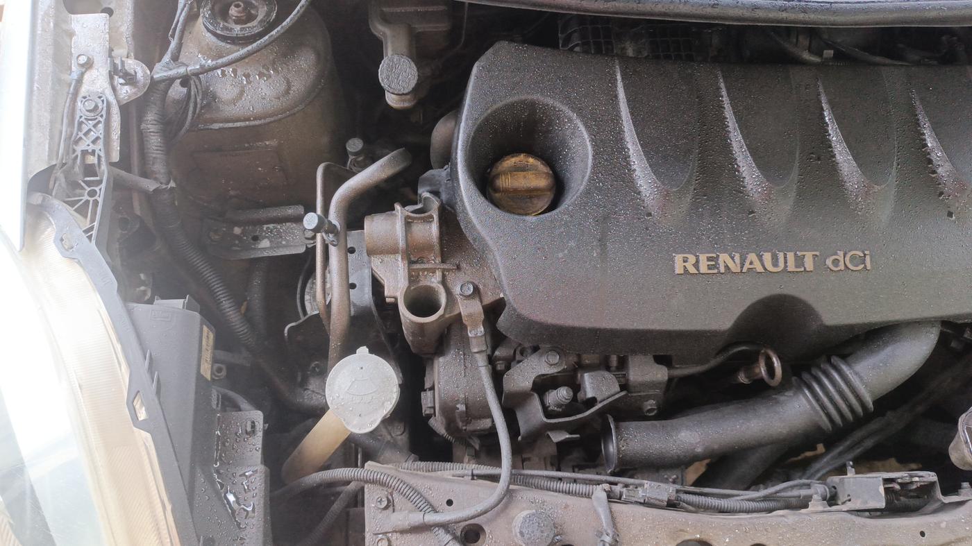 2013 Renault Scala RXZ DIESEL, Diesel, Manual, 84,071 km, Engine View - Right