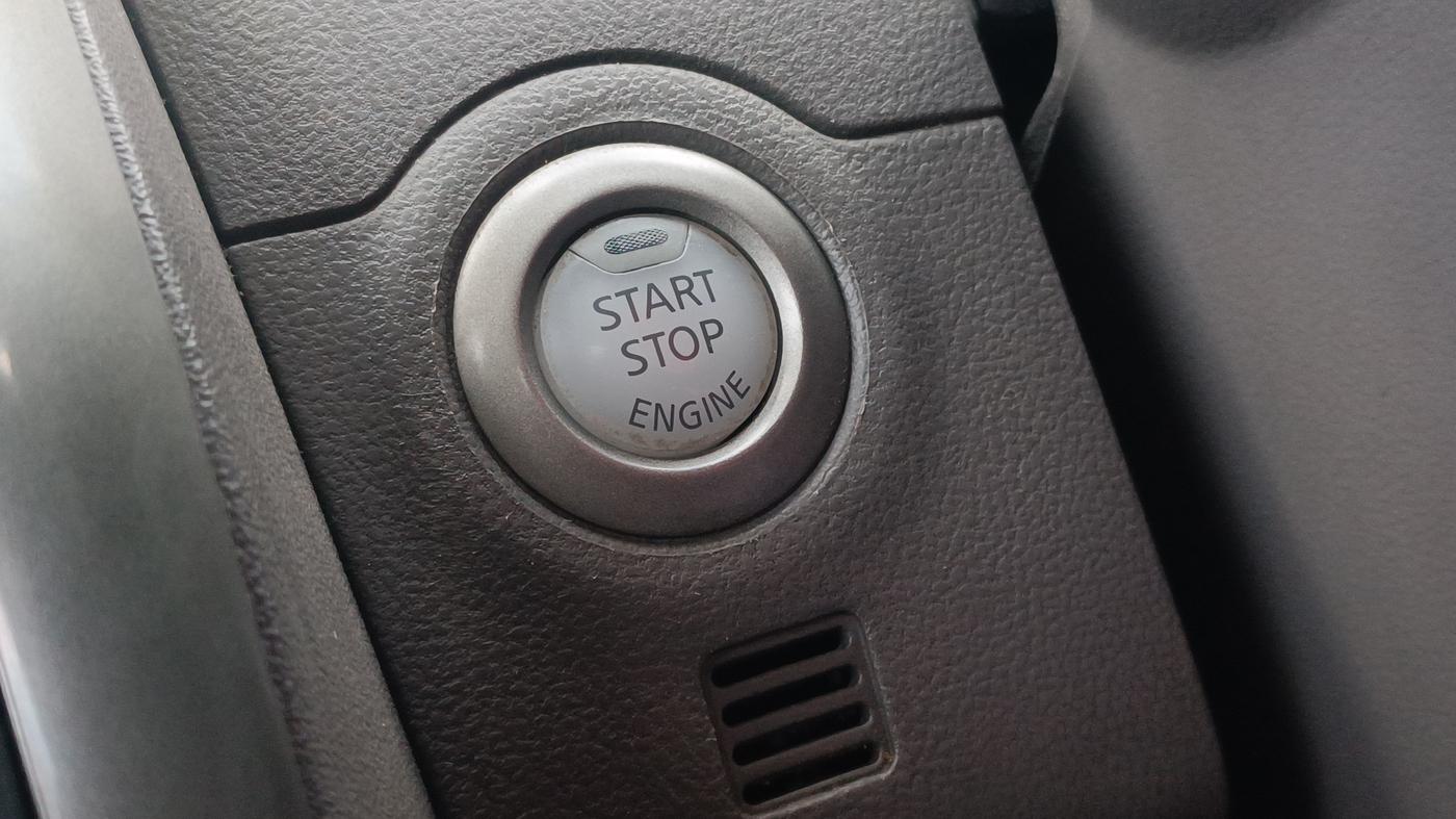 2013 Renault Scala RXZ DIESEL, Diesel, Manual, 84,071 km, Keyless Start/ Stop Button