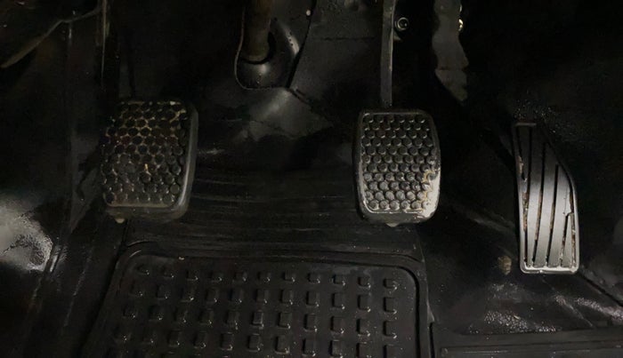 2019 Maruti Alto VXI, Petrol, Manual, 78,227 km, Pedals