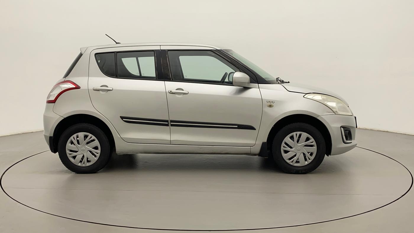 2015 Maruti Swift LXI (O), Petrol, Manual, 71,610 km, Right Side View