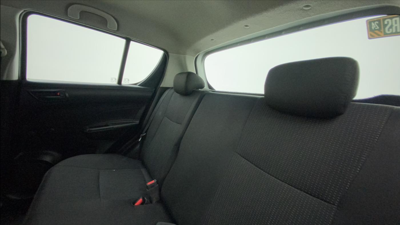 2015 Maruti Swift LXI (O), Petrol, Manual, 71,610 km, Right Side Rear Door Cabin