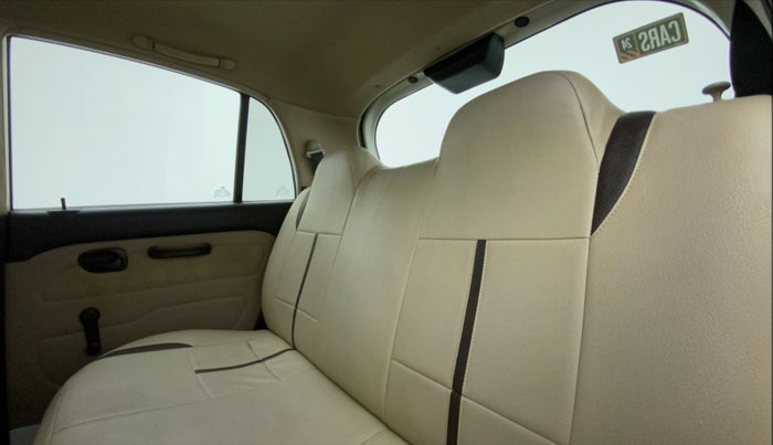 2013 Hyundai Santro Xing GL PLUS, Petrol, Manual, 69,534 km, Right Side Rear Door Cabin