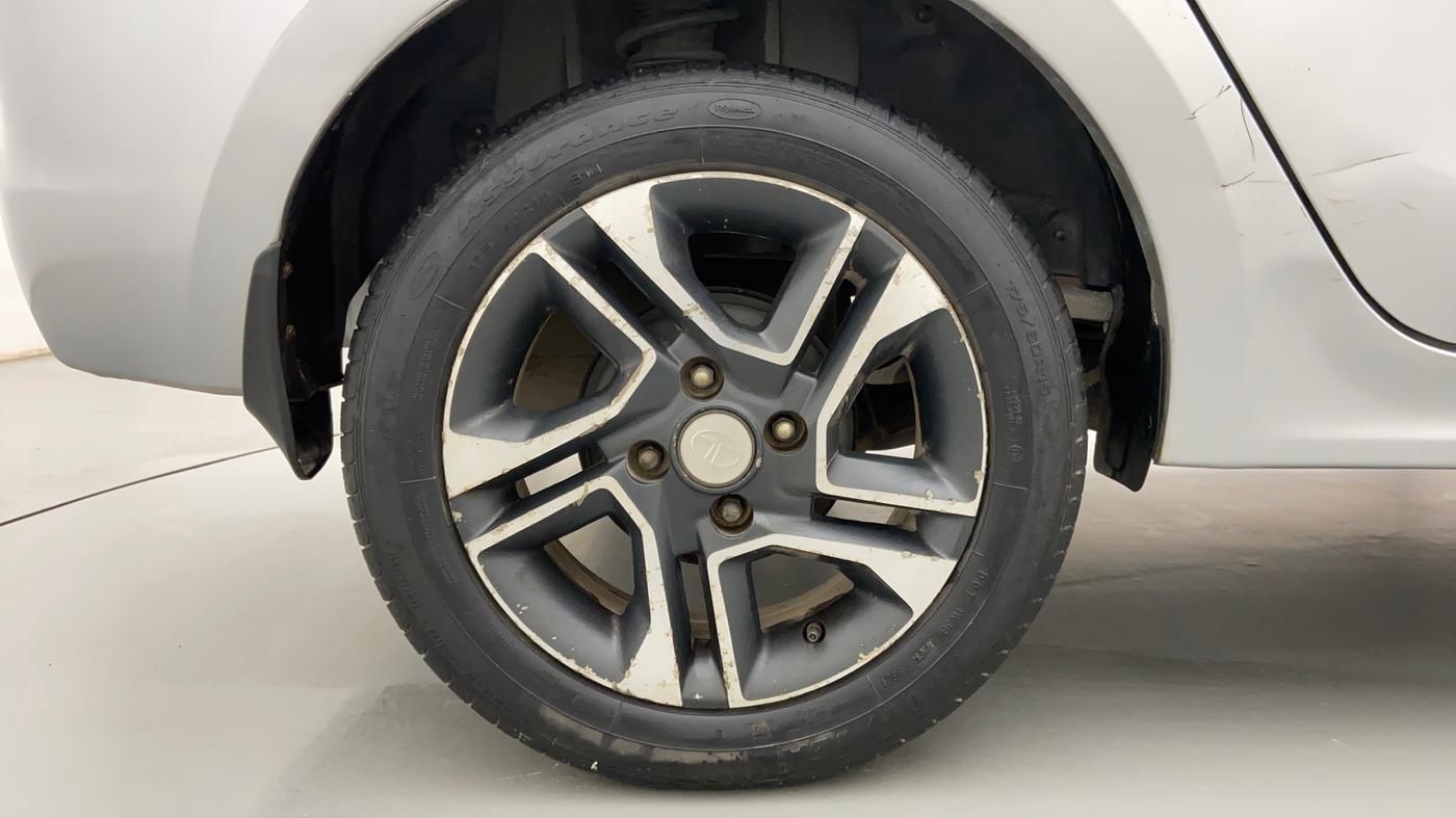 2017 Tata TIGOR XZ (O) PETROL, CNG, Manual, 57,681 km, Right Rear Wheel