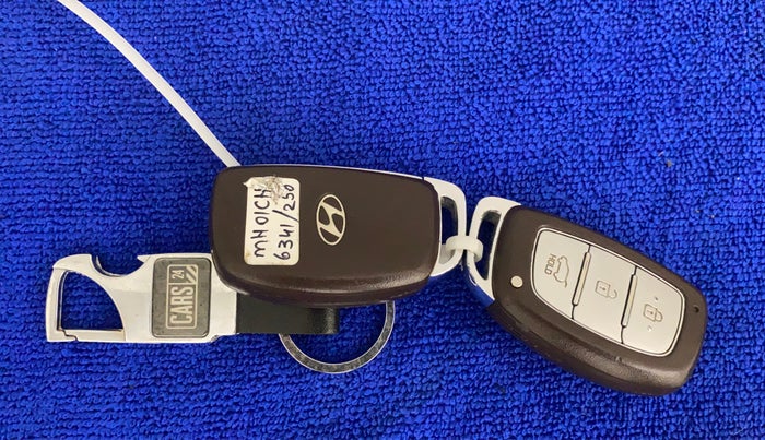 2016 Hyundai Creta SX PLUS 1.6 PETROL, Petrol, Manual, 69,147 km, Key Close Up