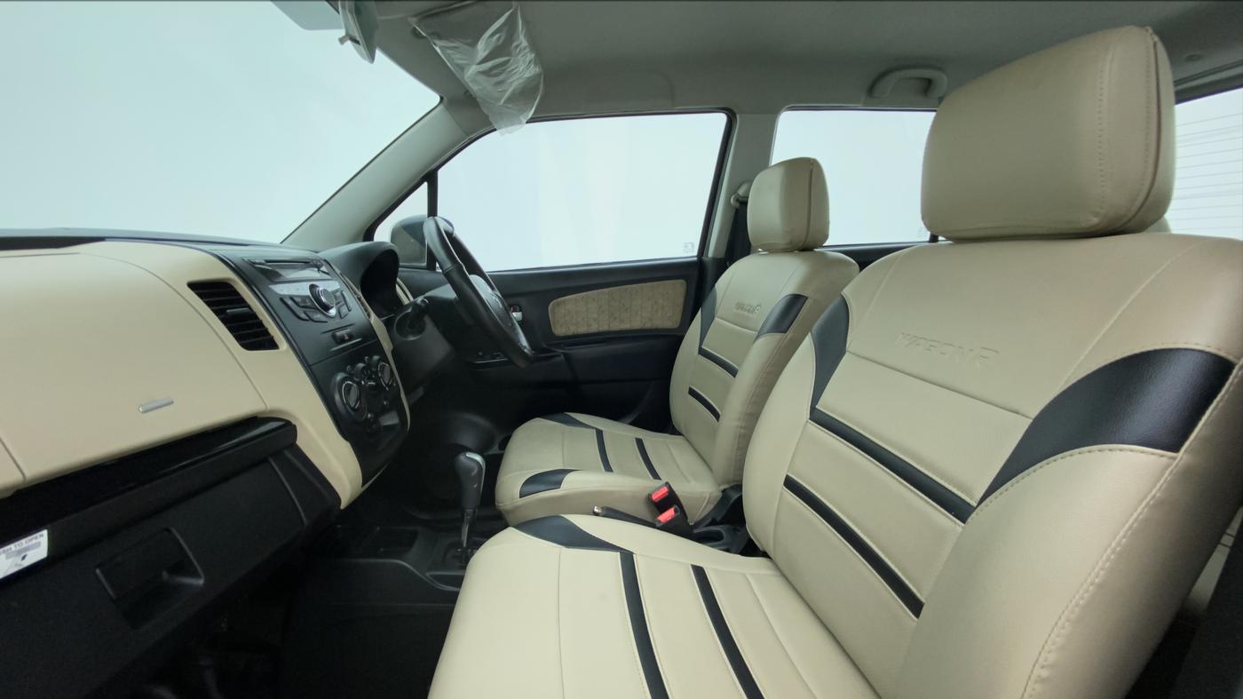 2017 Maruti Wagon R 1.0 VXI AMT, Petrol, Automatic, 14,326 km, Right Side Front Door Cabin