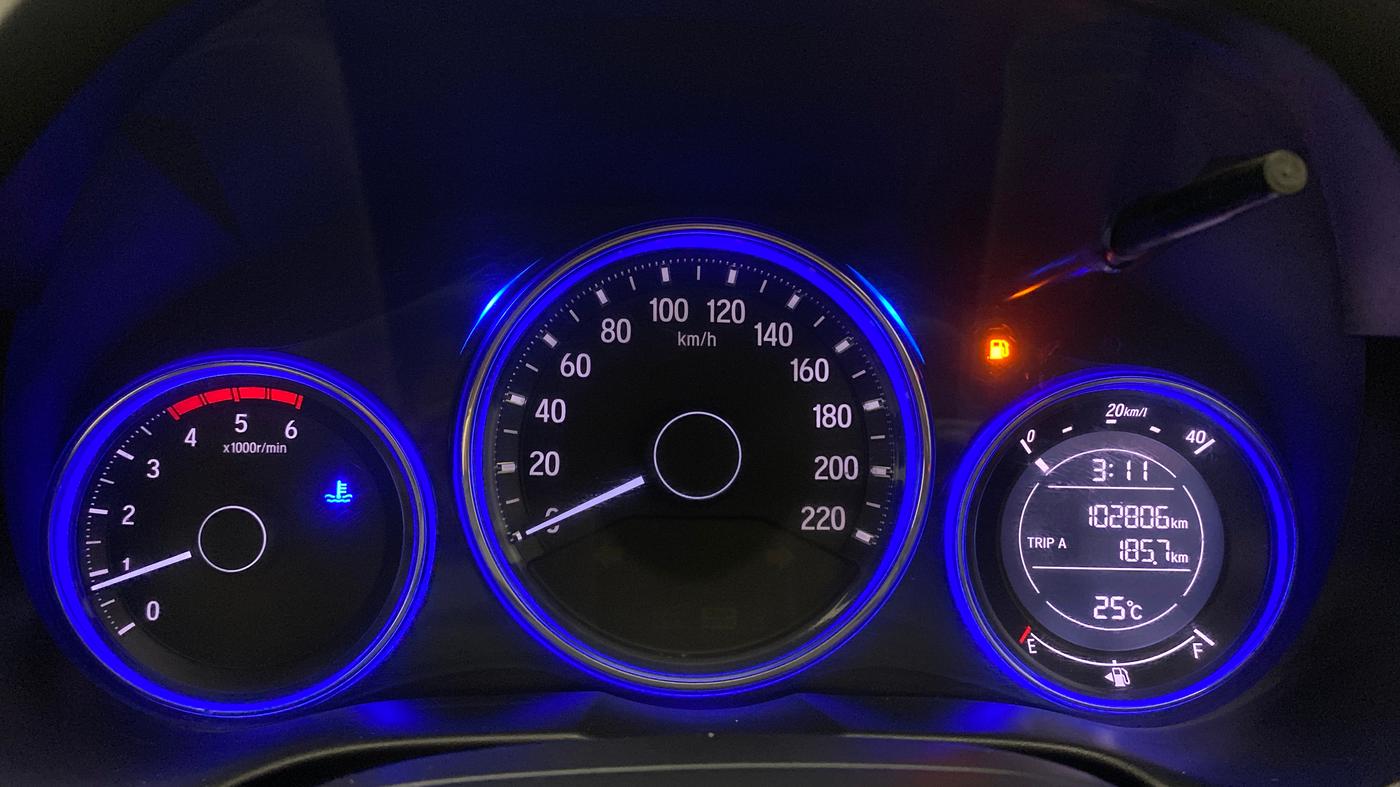 2014 Honda City 1.5L I-DTEC V, Diesel, Manual, 1,02,804 km, Odometer Image