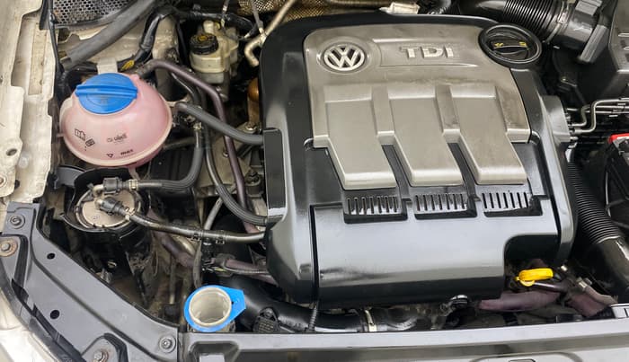 2013 Volkswagen Polo HIGHLINE DIESEL, Diesel, Manual, 1,41,737 km, Engine View - Right