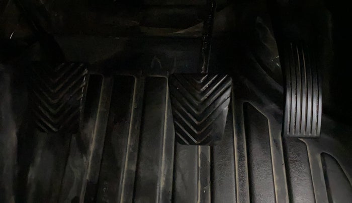 2015 Hyundai Elite i20 SPORTZ 1.4 CRDI, Diesel, Manual, 1,01,108 km, Pedals