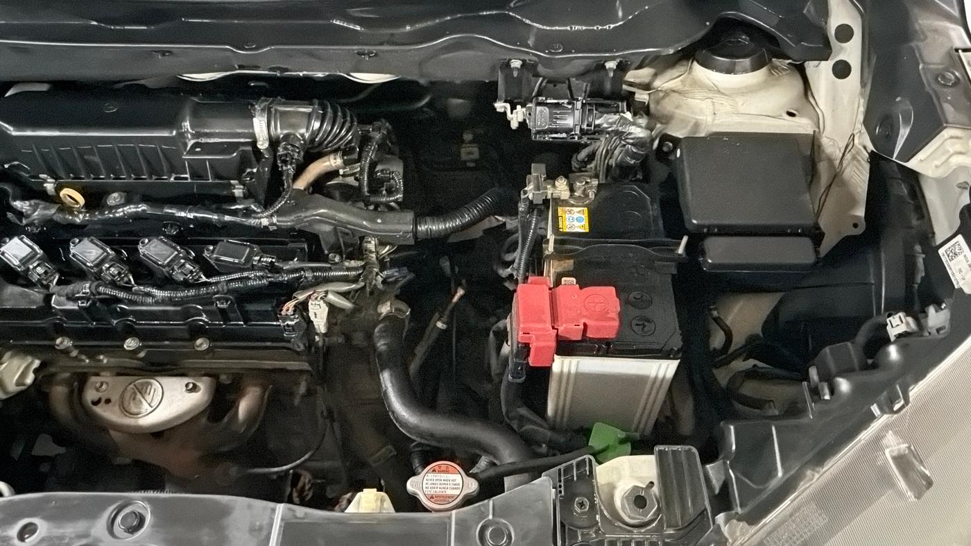 2019 Maruti XL6 ALPHA AT, Petrol, Automatic, 1,25,848 km, Engine View - Left