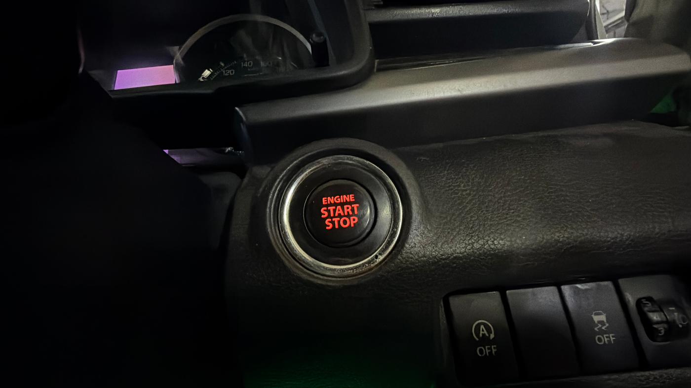 2019 Maruti XL6 ALPHA AT, Petrol, Automatic, 1,25,848 km, Keyless Start/ Stop Button