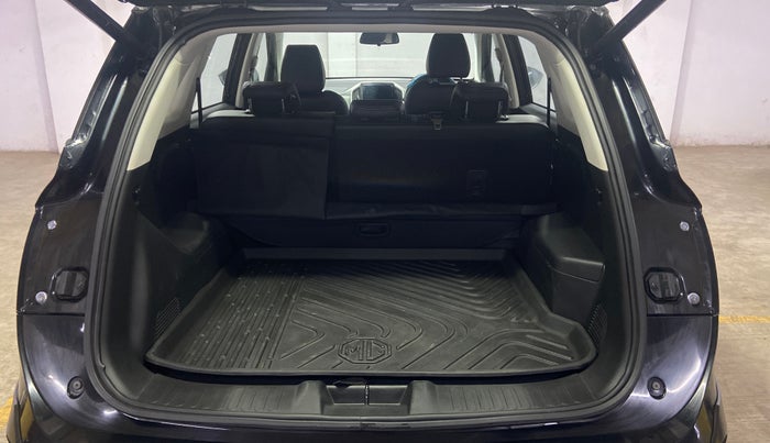 2020 MG HECTOR SHARP 1.5 DCT PETROL, Petrol, Automatic, 29,571 km, Boot Inside