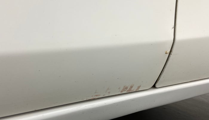 2016 Maruti Alto 800 VXI O, Petrol, Manual, 84,559 km, Front passenger door - Minor scratches