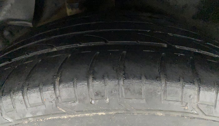 2019 Hyundai Creta SX AT 1.6 DIESEL, Diesel, Automatic, 80,459 km, Right Rear Tyre Tread
